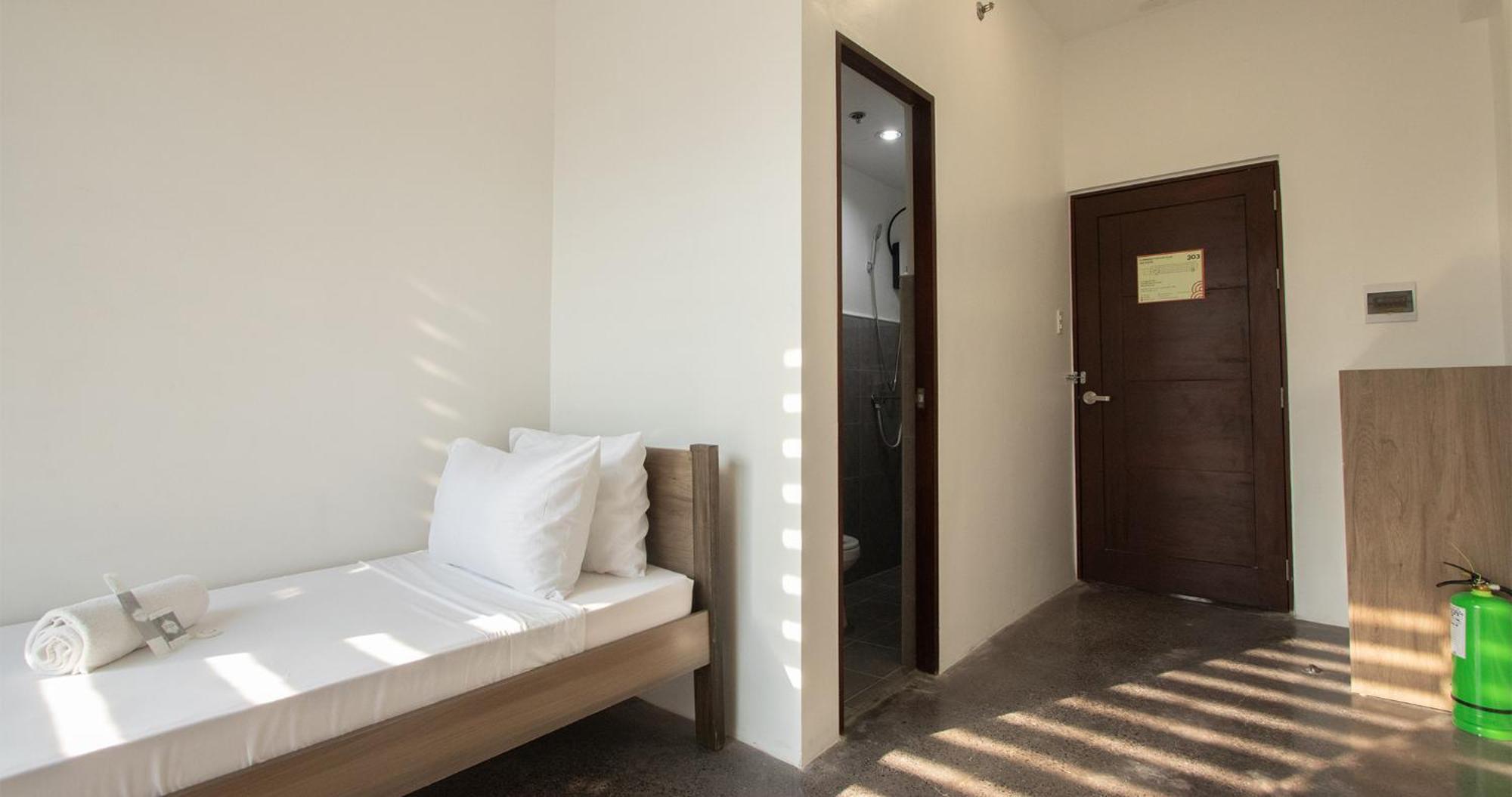 Hostel The Pad Coliving Cebu Stadt Exterior foto